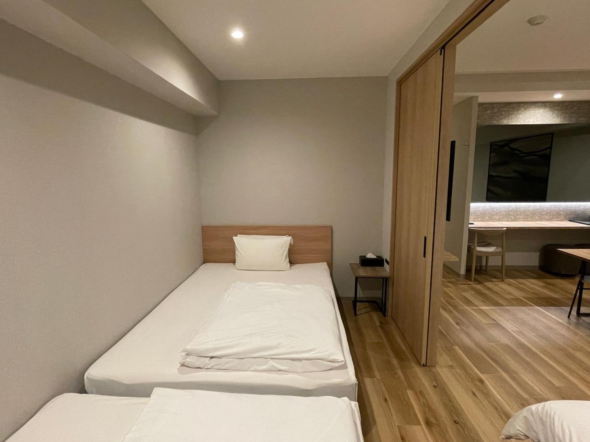 Comforts81 Shinsaibashi Ōsaka Chambre photo